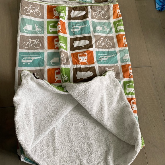 Dwell Studio Large hooded towel - Picture 6 of 6